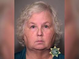 Mulher que escreveu sobre como matar marido é condenada à prisão perpétua  por assassinar esposo