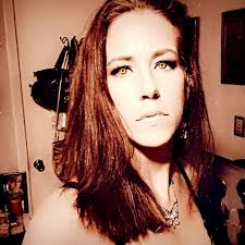 Leeann Gray's Instagram, Twitter & Facebook