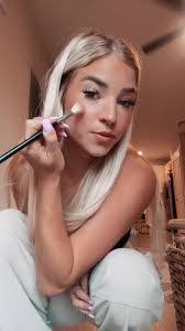 Corrine Moore's Instagram, Twitter & Facebook