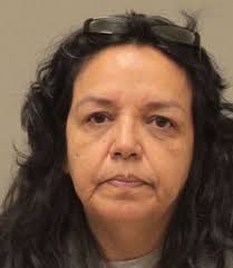 Dean Badger turns in bank robber mother Dee Ann Sanders after recognising  her