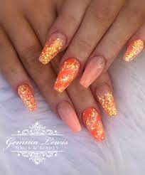 Coral Summer Holiday Nails Nailstyle In 2021 Summer Holiday Nails Holiday Nails Coral Nails With Design