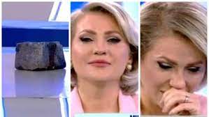 Mirela boureanu vaida va fi noua prezentatoare a emisiunii acces direct, după ce simona gherghe va intra în concediu prenatal. Ovu 7efj3uqdnm