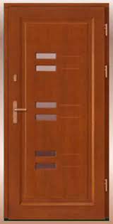 Pintu minimalis berbahan triplek, pekerjaannya mudah dan gampang, bisa dikerjakan sendiri tanpa tukang perabot. Perbedaan Antara Pintu Kayu Solid Veneer Dan Pintu Engineering