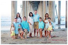Extended Family Portraits In Huntington Beach 288 Family Beach Pictures Family Picture Outfits Family Portrait Photographer