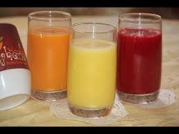 أخبار فنية عصائر طبيعية منعشة بلا مرورة بمذاقات مختلفة عصائ food glass of milk desserts