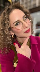 Class is in session! Here’s how to master color blocking like a pro.✨,  Choose your color: ✅, Warm or Cool?: ✅, Add an additional piece: ✅, Now, go  bold and turn that outfit into a color family ...