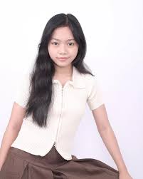 AJENG GIONA