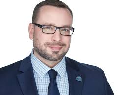 Jacob Esser's Instagram, Twitter & Facebook