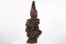 Originally, it was probably a loose federation of small polities, but, as the kingdom expanded, conquered territories were integrated as a royal patrimony. Kundenspezifisches Produkt Bakongo Nagel Fetisch Figur 24 Dr Kongo Afrikanische Kunst 33 Nachschub Www Ichibansushi Co Id