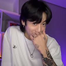 Maya Lennon (mmllennon)