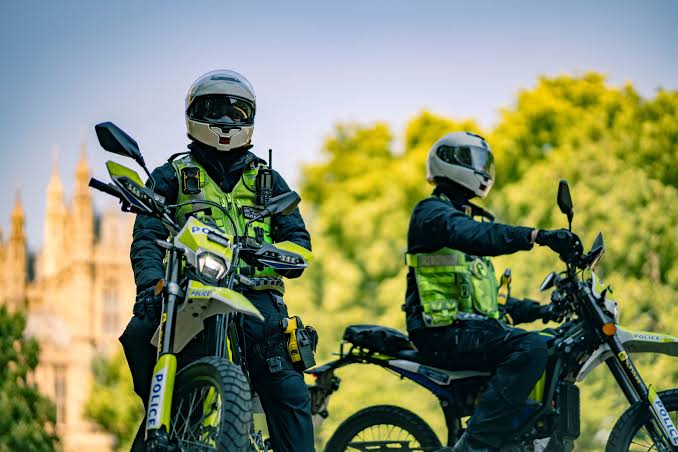 London police hail their expanded e-bike fleet as 'game changer' against  phone theft | Reuters