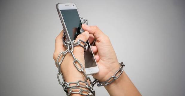 تعرف على كيفية التخلص من إدمان الهاتف - ويب طب
