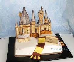 Hogwarts Castle Book Cake Cake By The Cake Life Harry Potter Cake Harry Potter Castle Cake Harry Potter Birthday Cake