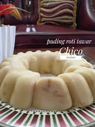 Bayangkan puding yang lembut dengan sensasi roti empuk di dalamnya. Resep Puding Roti Tawar Zebra