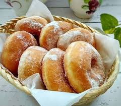 Donat Doughnut Atau Donut Dalam Bahasa Inggris Adalah Penganan Yang Digoreng Dibuat Dari Adonan Tepung Terigu Gula Telur Dan Mentega Donat Makanan Resep Kue