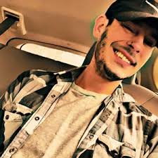 Daniel Blankenship (@danielblankenship92)