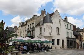 Visiter Mortagne Au Perche Guide De Voyage Et Information De Tourisme Pour Mortagne Au Perche Orne Normandie En 2020 Tourisme Guide De Voyage Les Regions De France