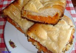 O sa incerc si reteta asta pentru ca pare putin diferita de ce. Placinta Cu Dovleac Retete Gustoase Ro