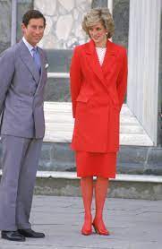 Old Photos Of Princess Diana And Prince Charles Are Blowing Everyone S Minds Princess Diana Princess Diana Pictures Charles And Diana