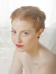 Champagne Crystal Heart Earrings, Bridal Champagne Earrings, Heart  Earrings, Valentines Gift for Her, Bridesmaids Earrings, Champagne Studs