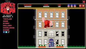Mais cette fois, le héros est un méchant, ralph, star d'un jeu d'arcade et dont le boulot consiste depuis plus de 20 ans à démolir un immeuble réparé par le gentil félix (fortement inspiré de notre très cher mario). Jouer Gratuitement A Wreck It Ralph Les Mondes De Ralph