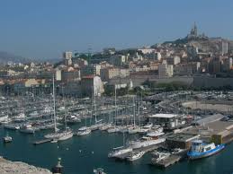130 Crs Supplementaires A Marseille Pour Faire Respecter Le Port Du Masque Fort De France Cite Phoceenne Vacances En France