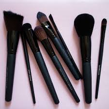 bareminerals brushes the beauty