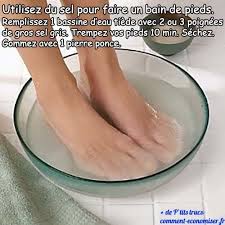 Pieds Secs 7 Remedes Magiques Pour Avoir Des Pieds Tout Doux Pied Sec Soins Naturels Bain De Pied
