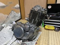 YAMAHA SR400「SR400エンジン腰上オーバーホール」 | ウェビックコミュニティ