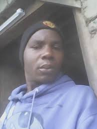 Maumivu ya mapnzi...na story za mausiano na picha