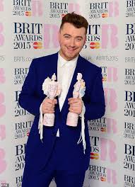 Artists including dua lipa, ariana grande, the weeknd and aj tracey have been nominated for a brit award. Non Binary Singer Sam Smith Breaks Silence On Brits Keeping Gender Specific Categories For 2021 Aktuelle Boulevard Nachrichten Und Fotogalerien Zu Stars Sternchen
