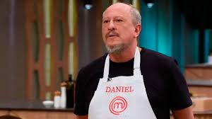 Daniel mcguffey was a former video. Daniel Araoz Daniel Araoz El Septimo Eliminado De Masterchef Celebrity 2 Momento Emitido El Sabado 29 De Agosto De 2020 En La Noche De Mirtha Expressiveplants