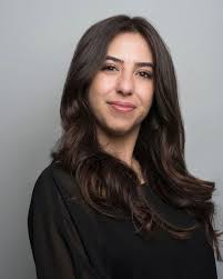 Saundra Warren's Instagram, Twitter & Facebook