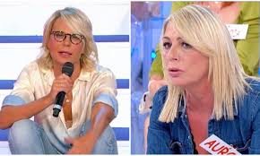 Una puntata imperdibile che fa stare tutti col fiato sospeso. Uomini E Donne Tutti Contro Aurora Anche Maria Il Web Si Divide