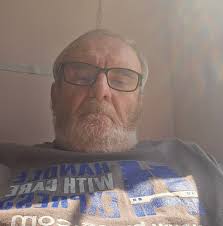 To 10 Celtics LARRY BIRD JOHN HAVLICEK All All-Time Time CELTICS CEL 生光 #5  #1 BILLRUSSELL BILL RUSSELL #2 #3 #4 重 #6 #7 #8 #9 #10 BOB COUSY PAUL  PIERCE JAYSON