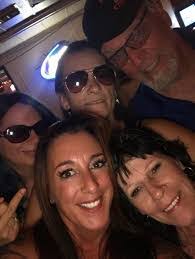 Tanya Neff's Instagram, Twitter & Facebook