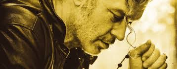 Cyrus Albertson's Instagram, Twitter & Facebook