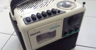 Philips Le Cube Moving Sound 8082 00 80 S Ghettoblaster With Line In Portable Stereos Boomboxes Portable Disc Players Radi Boombox Philips Radio Cassette