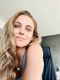 Cassandra Hardaway's Instagram, Twitter & Facebook