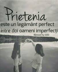 Toți membrii trupei maxim sunt îndrăgostiți de ea! Lilbitty Descrieri Poze Despre Surori