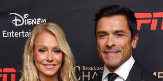 Mark Consuelos, Kelly Ripa Sons Michael, Joaquin Family Photo