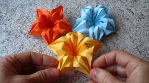 Blumen Aus Papier Notizzettel Selber Falten Origami Flowers Diy Origami Origami Easy