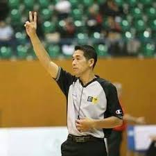 Dan beberapa orang pemain inti dan beberapa pemain cadangan. Jumlah Wasit Bola Basket Beserta Tugas Dan Wewenangnya Teknik Bola Basket