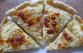 Iata cele 12 idei de mancaruri usoare de seara, mult mai usor de digerat decat restul meselor Pizza Bianca Lumea Laurei