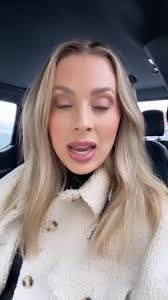 Charlotte Durham's Instagram, Twitter & Facebook