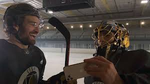 Marc andre fleury, the former pittsburgh penguins goalie, who now guards the net for the vegas golden knights, and his wife veronique larosee welcomed their third child this. Marc Andre Fleury Mark Stone On Best Pranks And Bubble Life Complex Ca