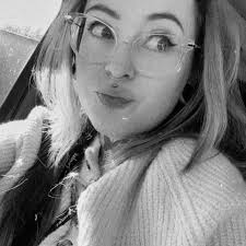 We would like to introduce our new artist Taylor H here at Spellbound  Tattoo MN! She is now taking appointments! To book please reach out to her  via Instagram @girl_indigo or email