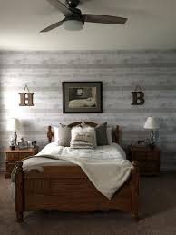 Wallpaper is an easy way to elevate a room. 21 Simple Tips To Show Rustic Home Decor In Your Bedroom Matchness Com