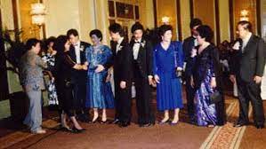 Indonesia's diverse culture also affects certain wedding ceremony type. Traditional Wedding Ceremonies And Customs In Indonesia Cultural Tips For Expats In Indonesia