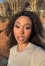 Makeup Routine Insights from Creator Meilani Edwards